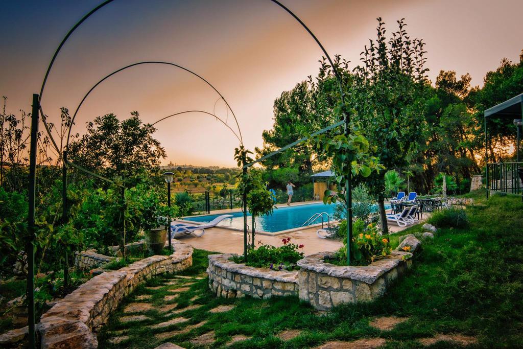 B&B Masseria Nardelli Locorotondo Bagian luar foto